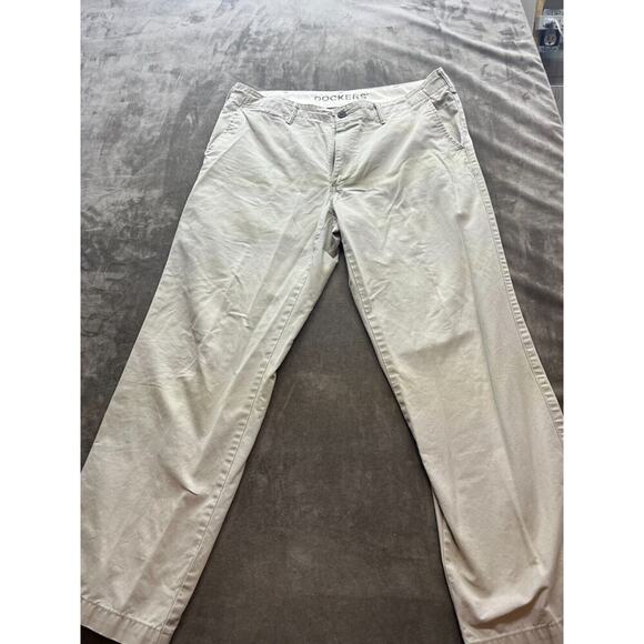DOCKERS SIGNATURE MENS IRON FREE STRAIGHT FIT D2 FLAT FRONT PANTS‎ 34X29 - Picture 1 of 7